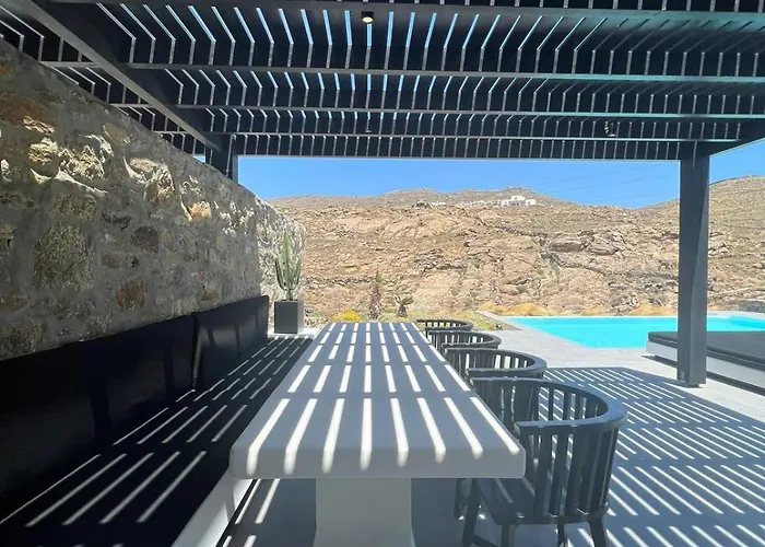 Black And White - Mykonos Willa *