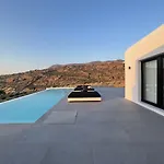 Black And White - Mykonos *