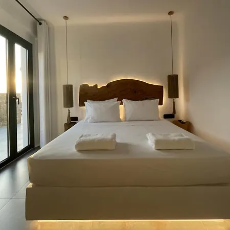 Black And White - Mykonos Villa