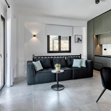 Black And White - Mykonos