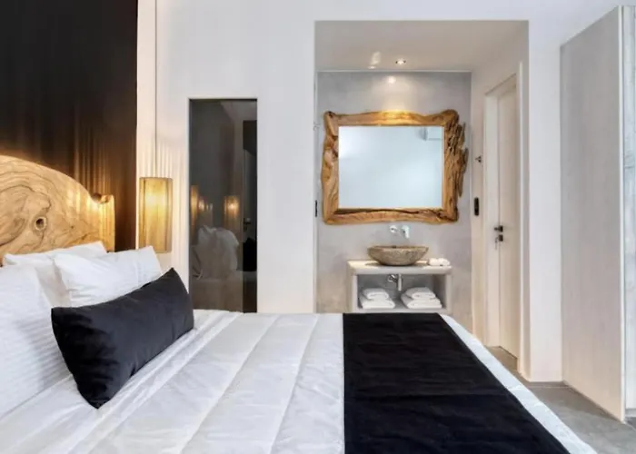 Black And White - Mykonos Φτελιά