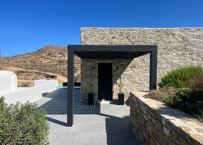 Villa Black And White - Mykonos Fteliá