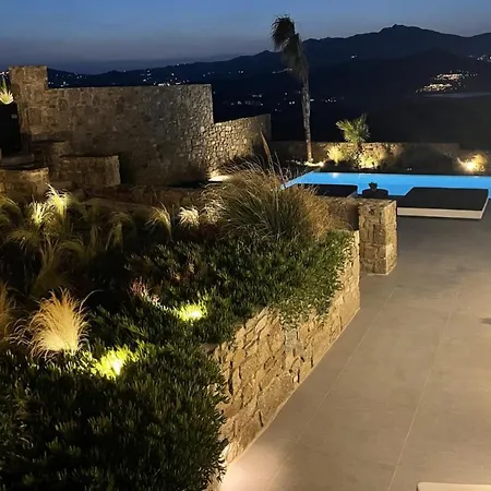 Black And White Ftelia - Mykonos Βίλα *