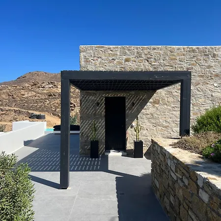 Villa Black And White - Mykonos Fteliá